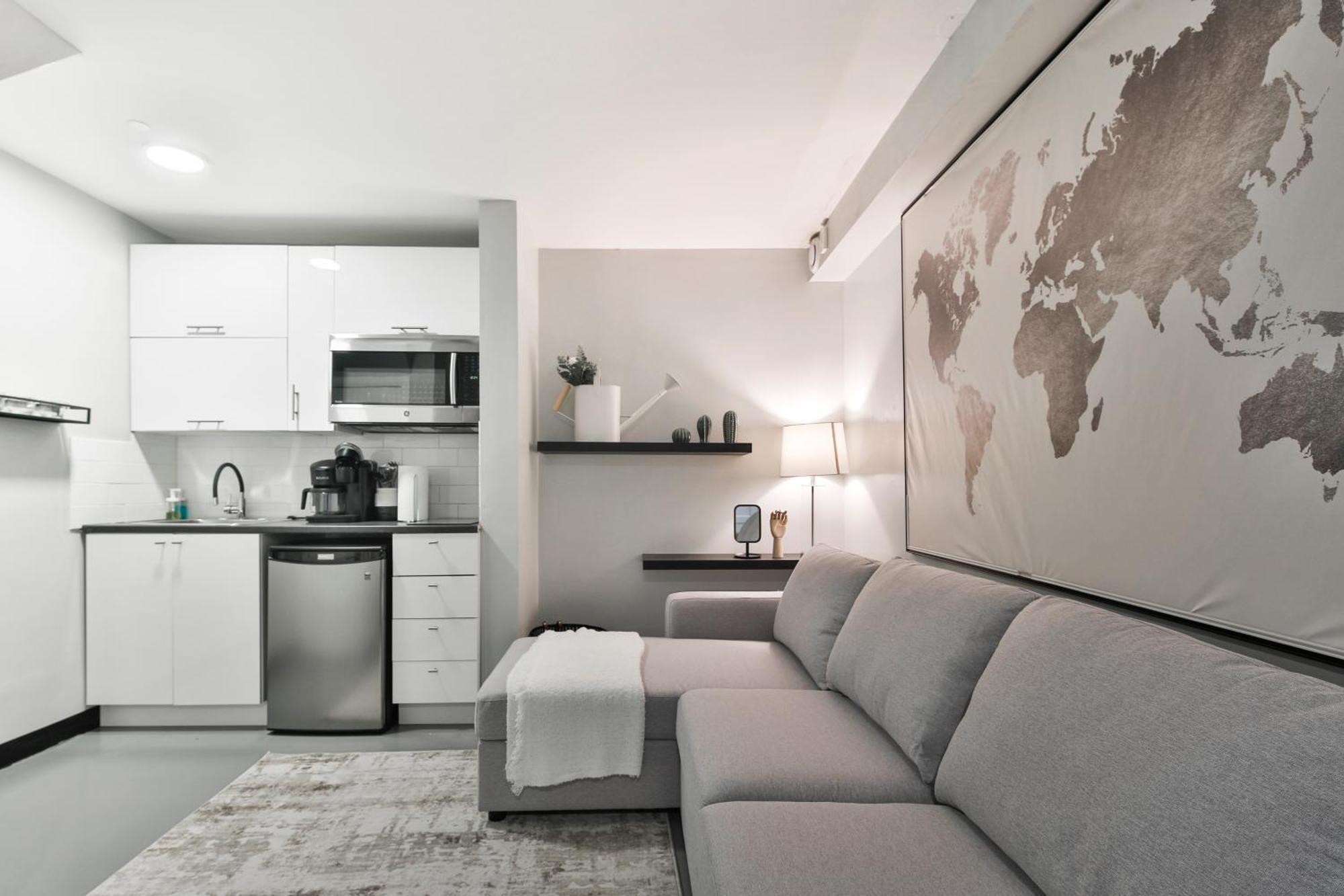 Апарт отель Parc Avenue Lofts Монреаль Экстерьер фото