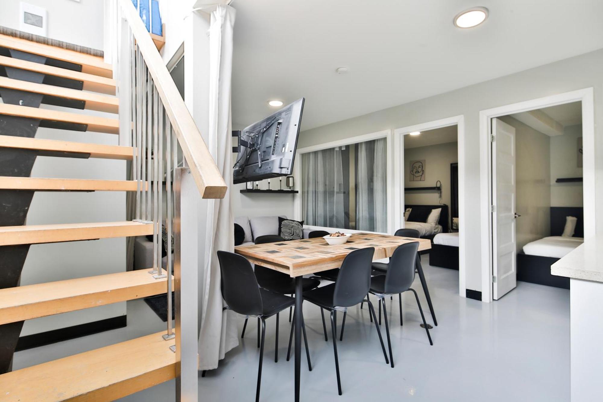 Апарт отель Parc Avenue Lofts Монреаль Экстерьер фото