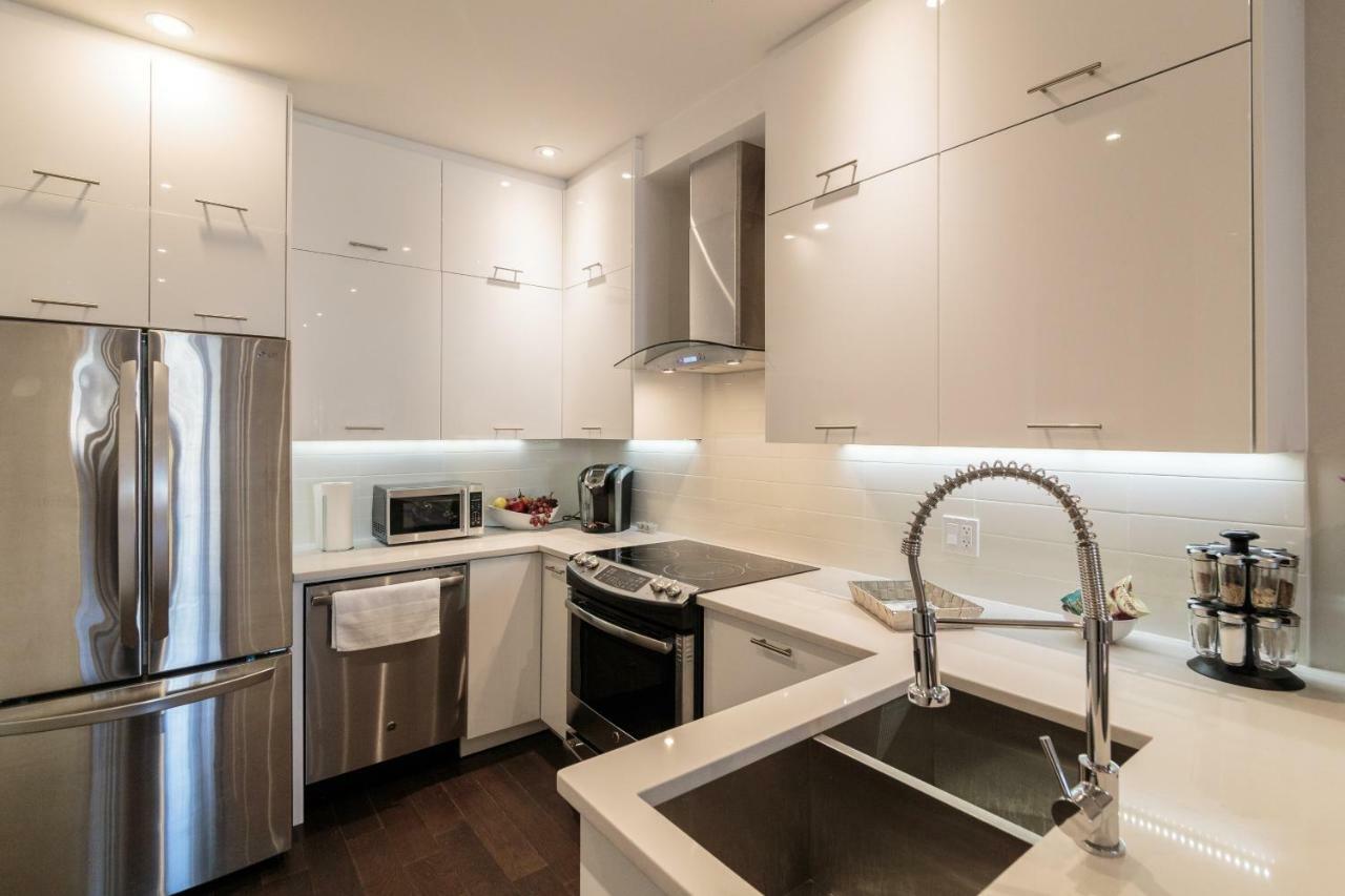 Апарт отель Parc Avenue Lofts Монреаль Экстерьер фото