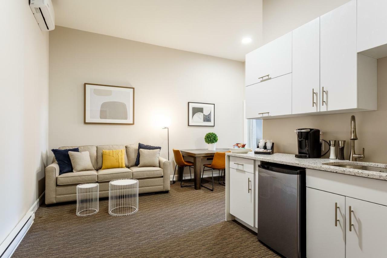 Апарт отель Parc Avenue Lofts Монреаль Экстерьер фото
